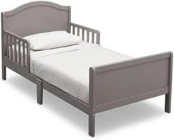 Delta Children Bennett Wood Toddler Bed - Greenguard Gold Certified, Grey -Delta Children Shop 41WEilFxOhL. AC