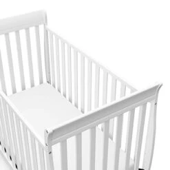 Storkcraft Maxwell Convertible Crib (White) – GREENGUARD Gold Certified, Converts To Toddler Bed And Daybed, Fits Standard Full-Size Crib Mattress, Classic Crib With Traditional Sleigh Design -Delta Children Shop 41a8PQgj1wL