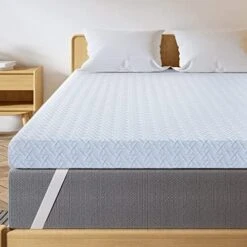 3 Inch Mattress Topper Queen - Cool Gel Memory Foam Mattress Topper Extra Firm Bed Topper With Bamboo Cover, Hard Mattress Topper For Back Pain Relief, CertiPUR-US Certified -Delta Children Shop 516GppdFhqL. AC