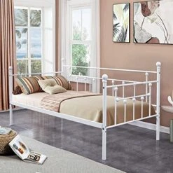 Twin Size Bed Frame With Wooden Headboard And Footboard, Mattress Foundation/Platform With Strong Metal Slats And Anti-Slip Support, No Box Spring Needed/Noise Free, Metal Wood Head Board -Delta Children Shop 51dR 0rC9mL. AC